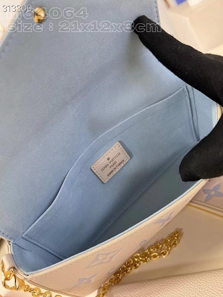 Classic Luxury Leather Shoulder Bag – Limited Edition