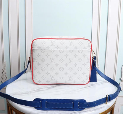 Luxury Leather Shoulder Bag – Limited Edition