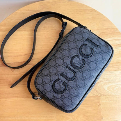 Elegant Refined Top Handle Bag