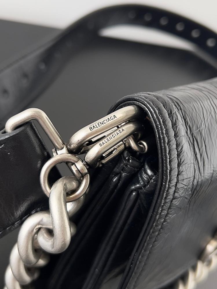 Modern Black Leather Shoulder Bag