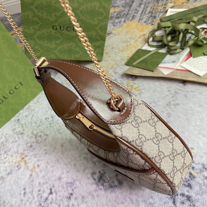 Modern Italian-Inspired Shoulder Bag