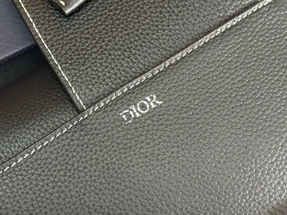 Elegant Refined Black Calfskin Shoulder Bag