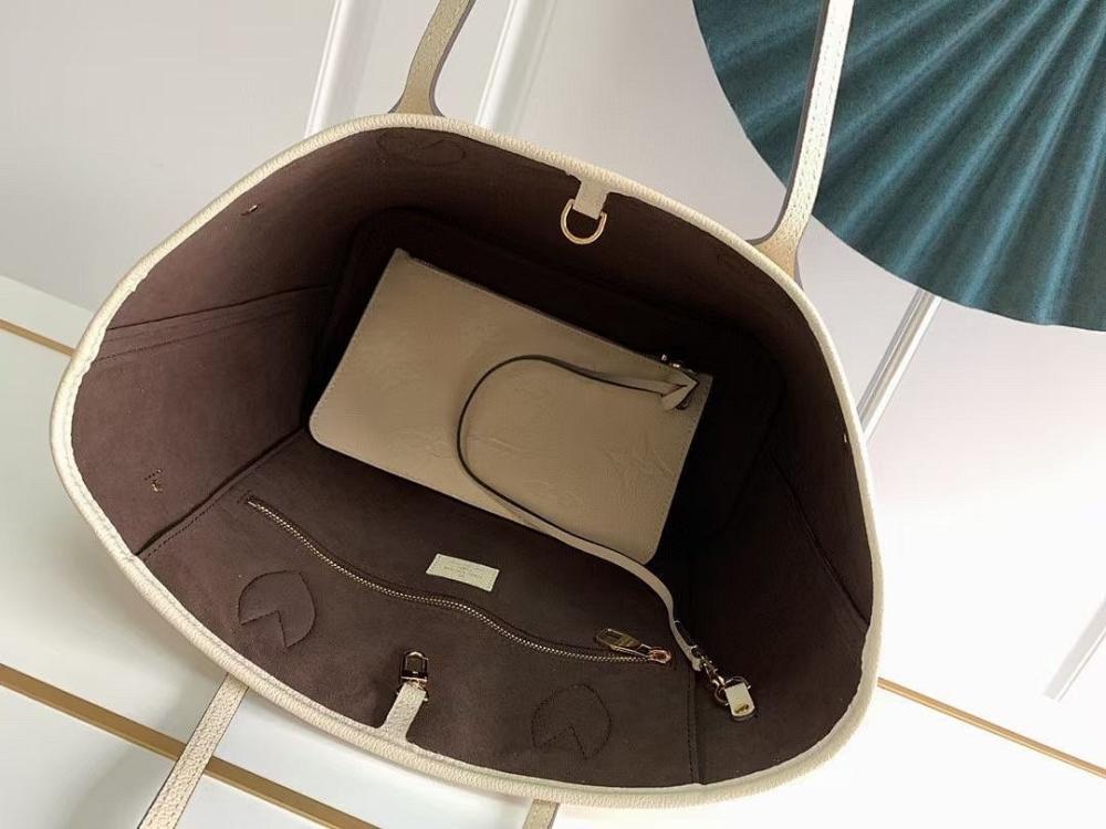 Elegant Refined Leather Top Handle Bag