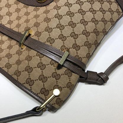 Classic Shoulder Bag