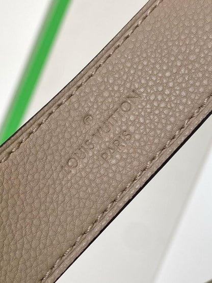 Modern Refined Leather Crossbody Bag