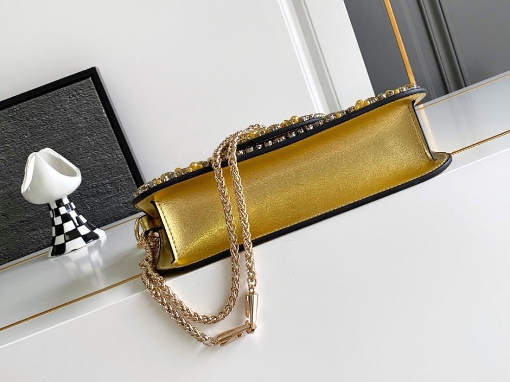 Modern Stylish Crystal-Embellished Leather Shoulder Bag