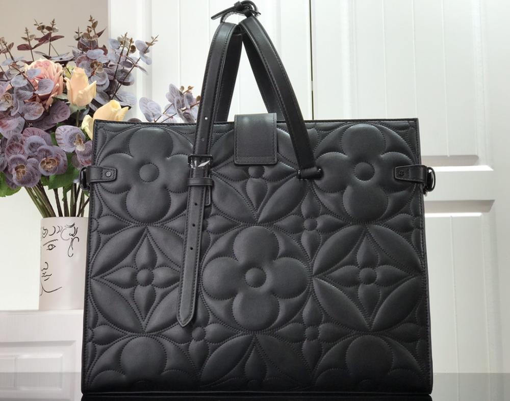 Elegant Tote Bag