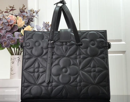 Elegant Tote Bag