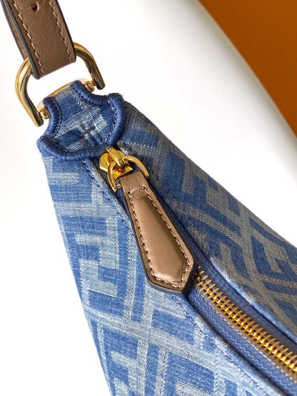 Classic Shoulder Bag