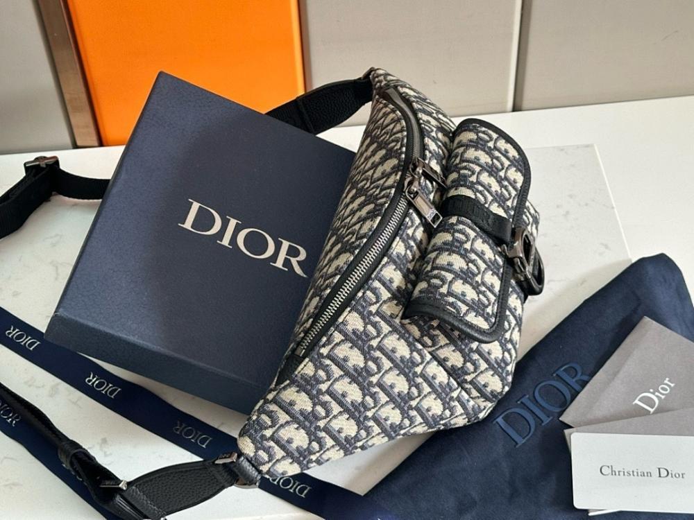 Classic Printed Leather Crossbody Bag – Special Edition