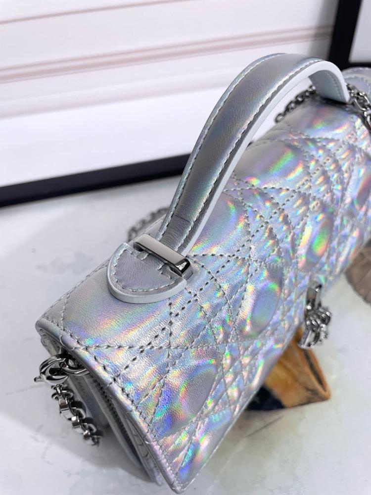 Classic Italian-Inspired Leather Shoulder Bag