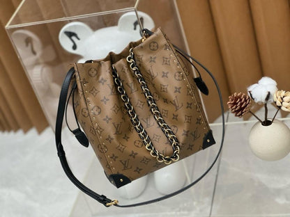 Modern Woven Leather Crossbody Bag