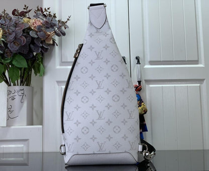 Practical Leather Shoulder Bag
