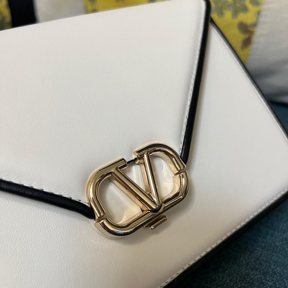 VLogo Signature Calfskin Shoulder Bag