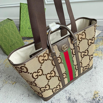 Modern Italian-Inspired Crossbody Bag