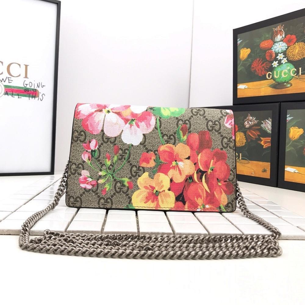 Italian-Inspired Stylish Top Handle Bag