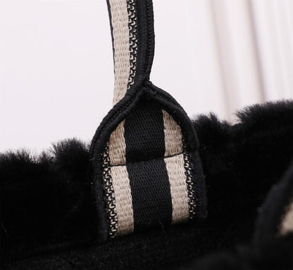 Italian-Inspired Luxury Embroidered Shoulder Bag