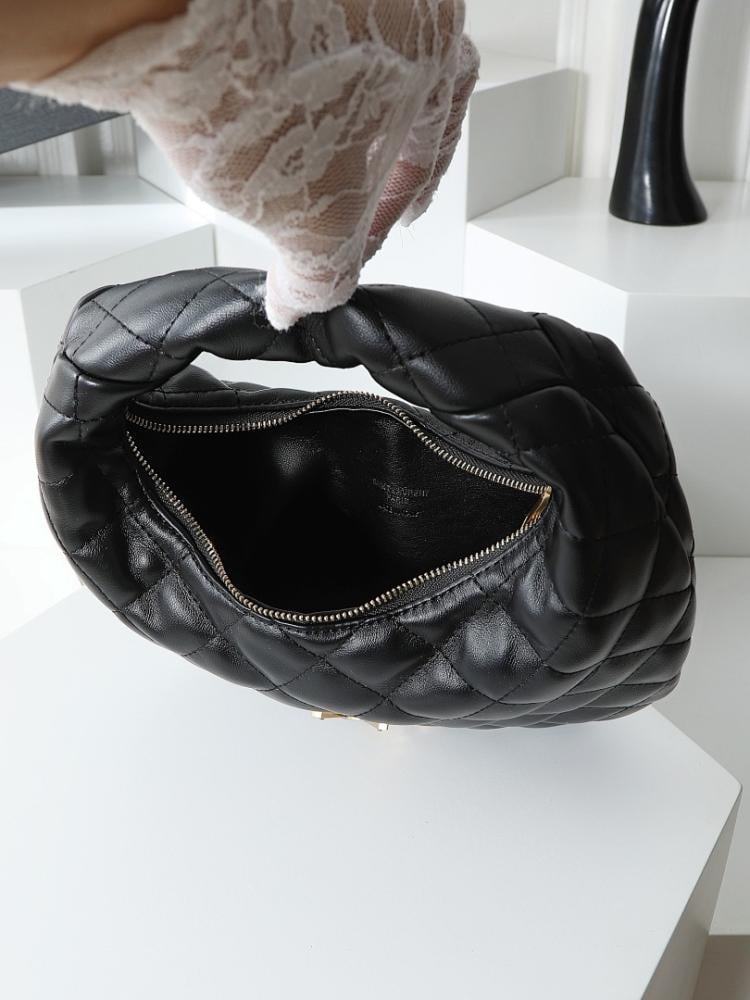 Modern Refined Shoulder Bag