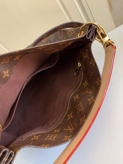 Classic Elegant Shoulder Bag