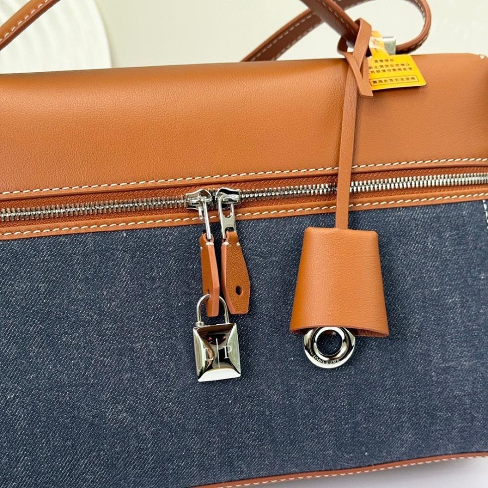 Stylish Refined Blue Denim Shoulder Bag
