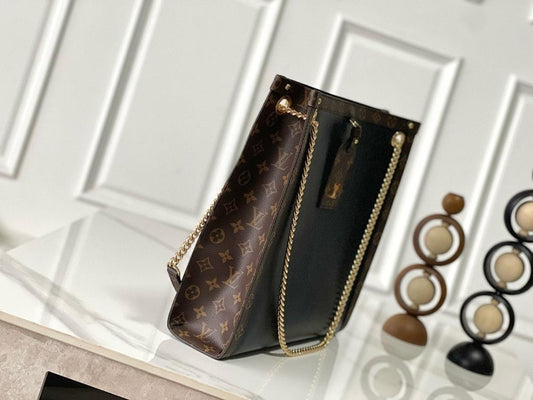 Modern Luxury Leather Bag