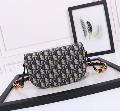 Modern Italian-Inspired Quilted Leather Shoulder Bag