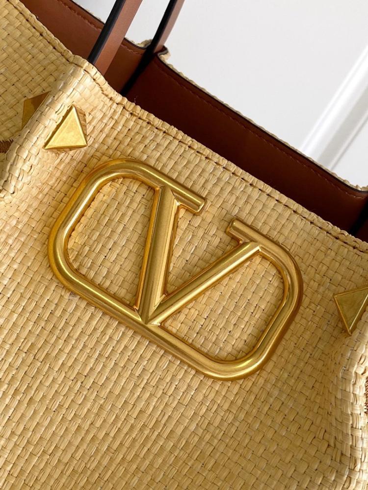 Stylish Brown Woven Raffia Shoulder Bag – Special Edition