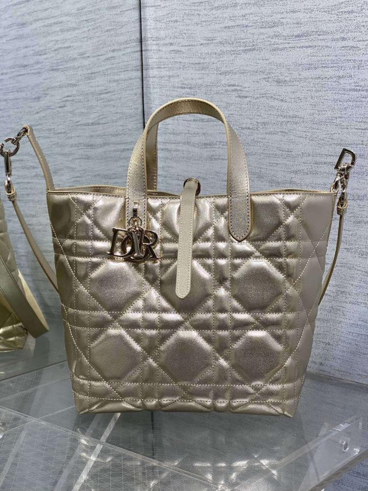 Classic Calfskin Shoulder Bag