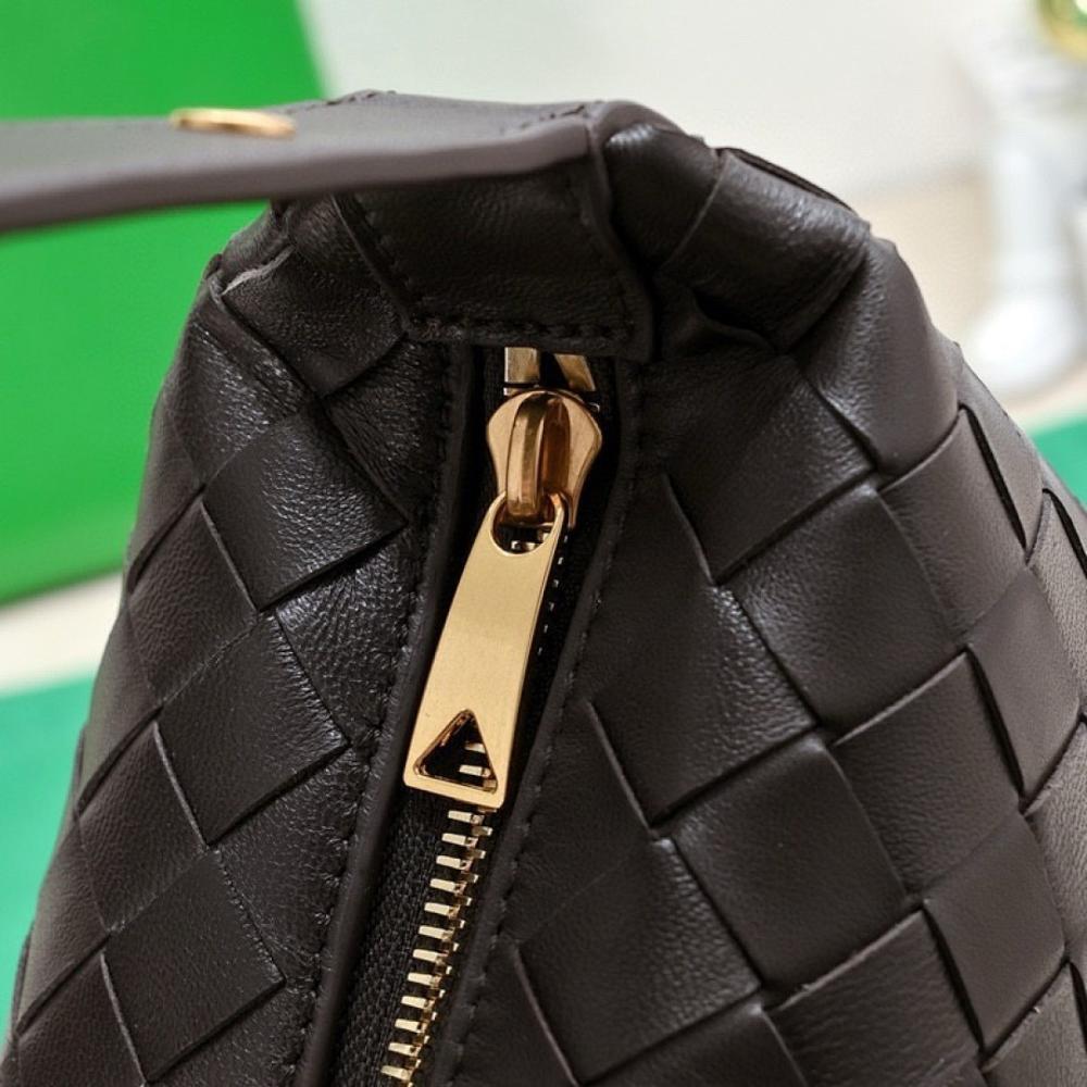 Modern Stylish Gold Woven Lambskin Shoulder Bag