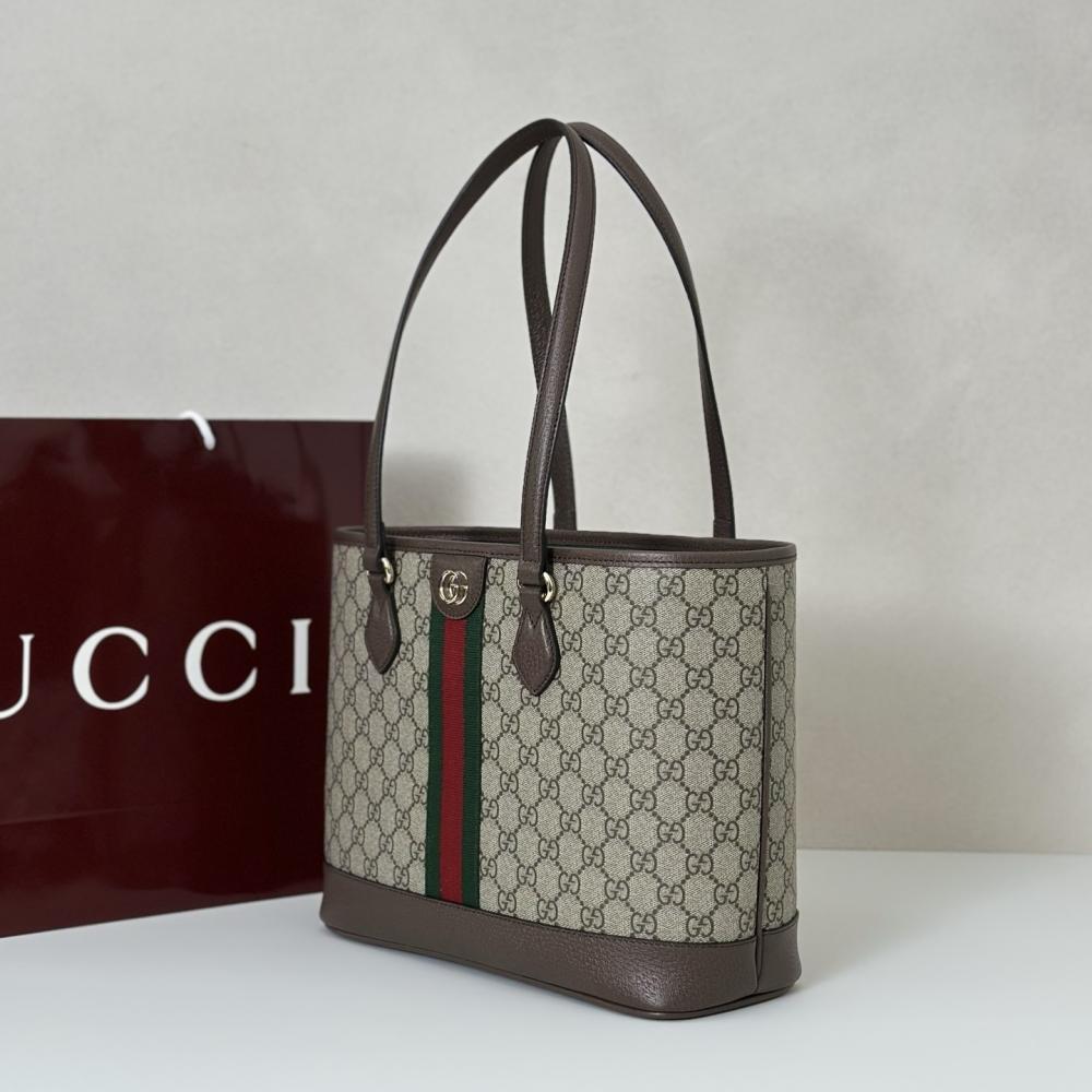 Classic Shoulder Bag
