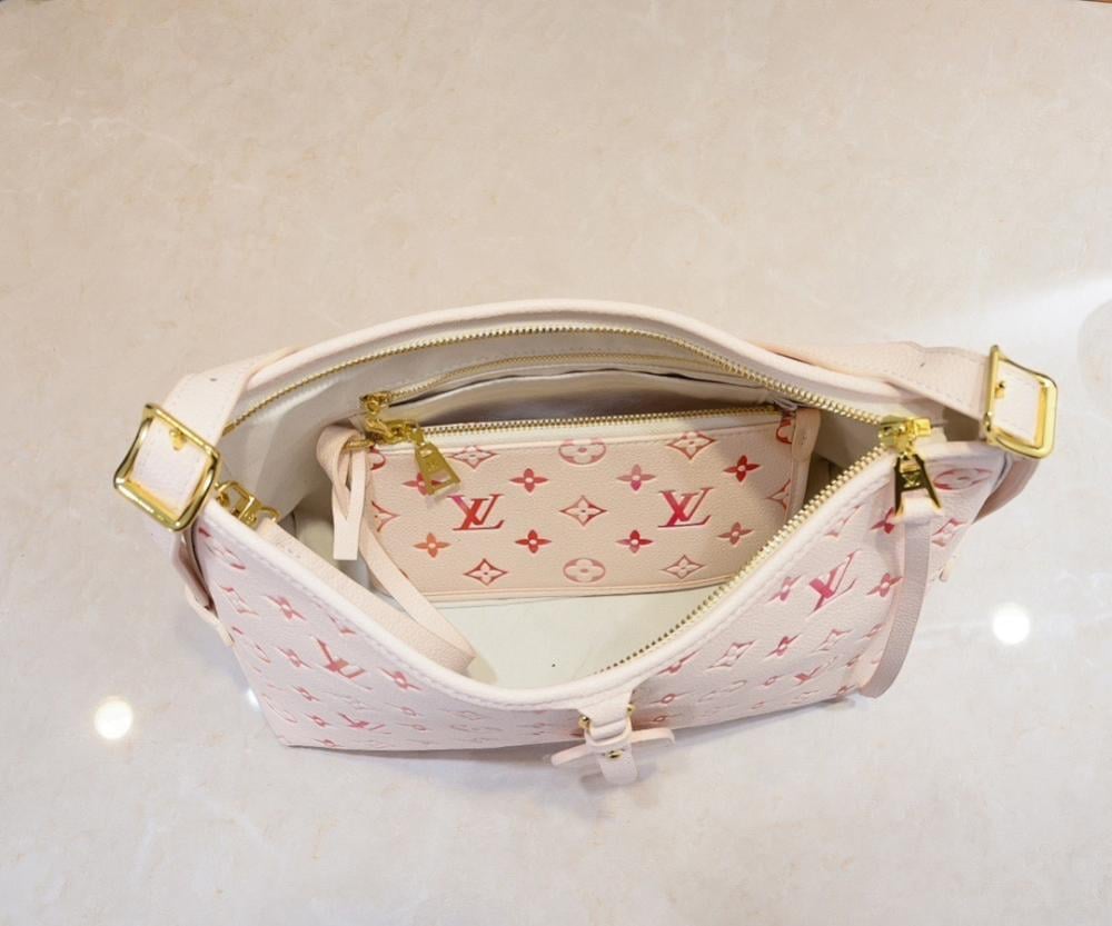 Alma Leather Shoulder Bag