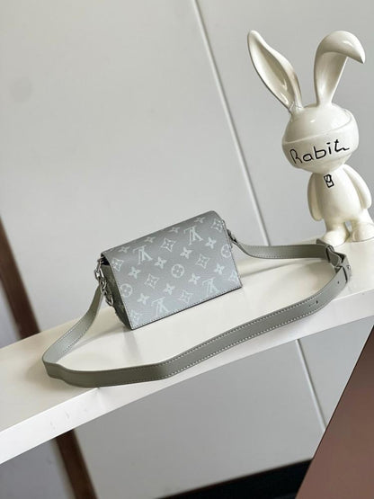 Classic Refined Green Crossbody Bag