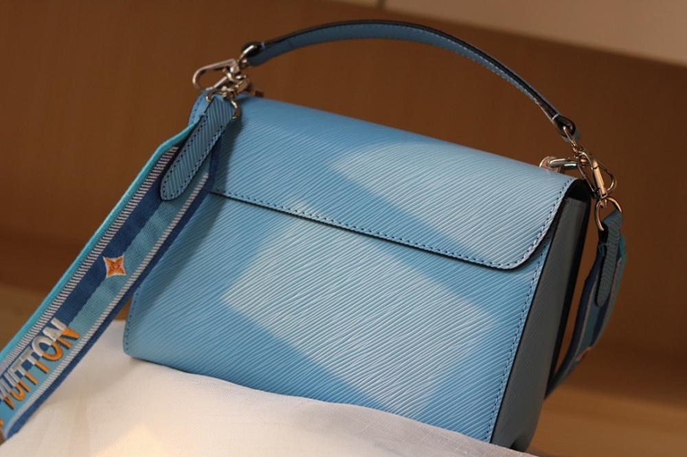 Modern Refined Embroidered Jacquard Shoulder Bag