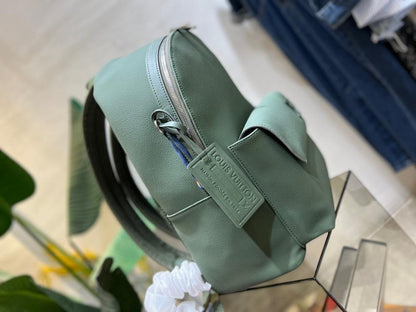 Stylish Calfskin Shoulder Bag – Special Edition