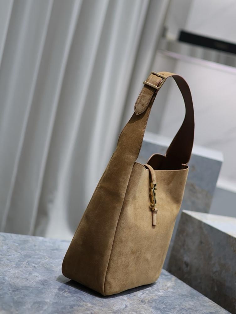 Luxury Stylish Gold Hobo Bag