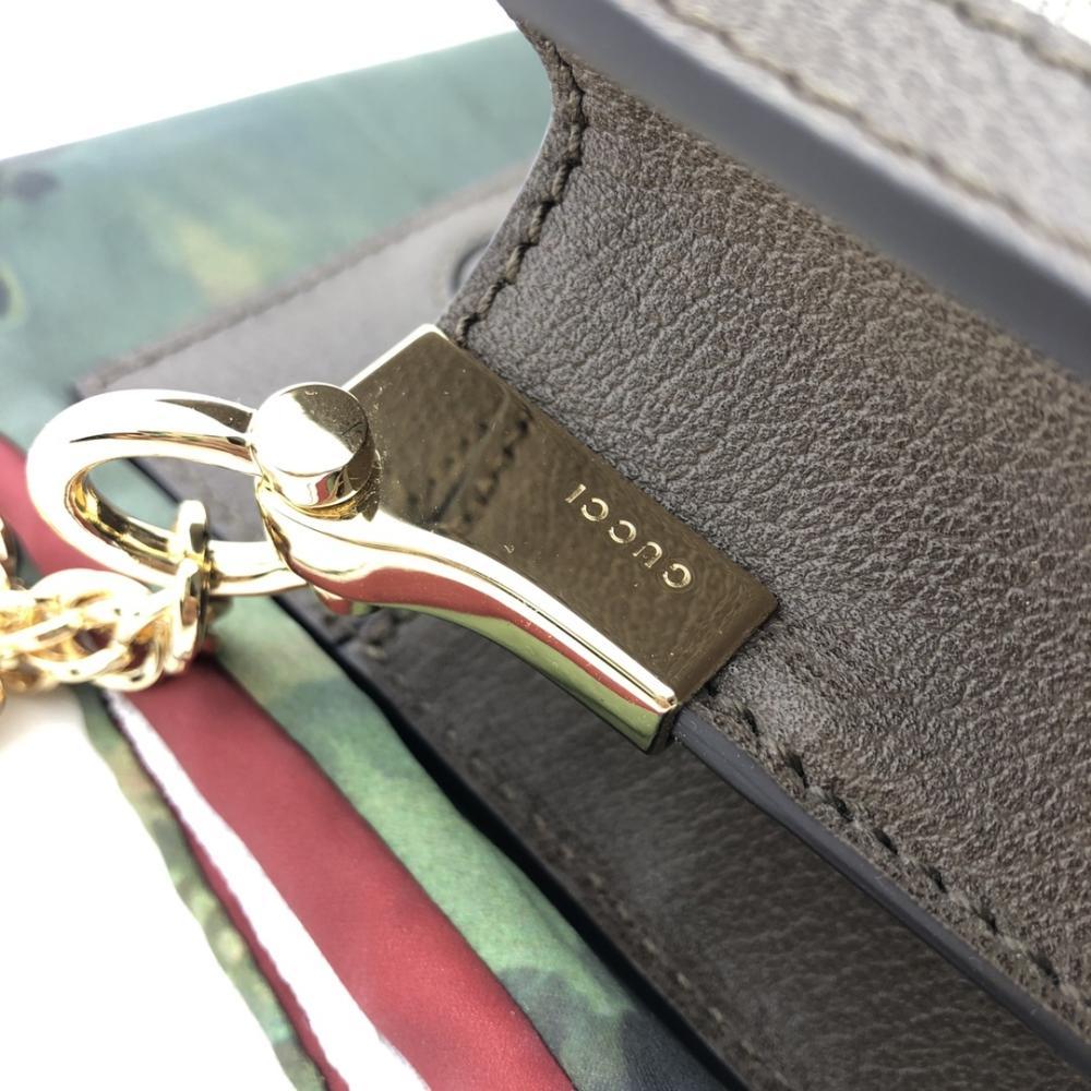 Classic Shoulder Bag
