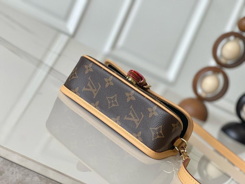 Stylish Leather Crossbody Bag – Limited Edition