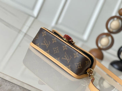 Stylish Leather Crossbody Bag – Limited Edition