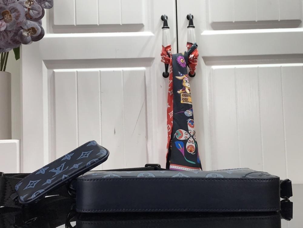 Messenger Bag