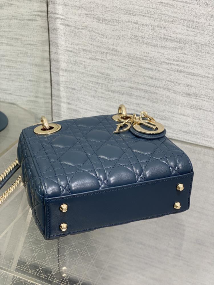 Elegant Top Handle Bag