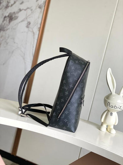 Italian-Inspired Elegant Quilted Calfskin Shoulder Bag