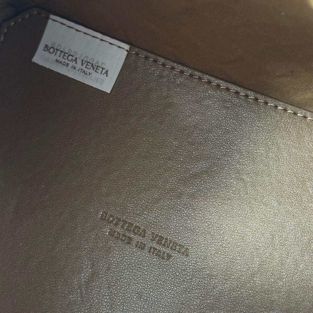 Modern Leather Top Handle Bag