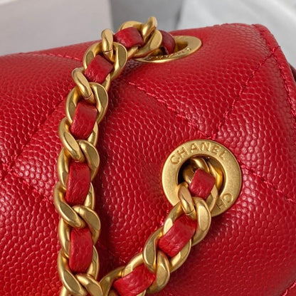 Classic Shoulder Bag