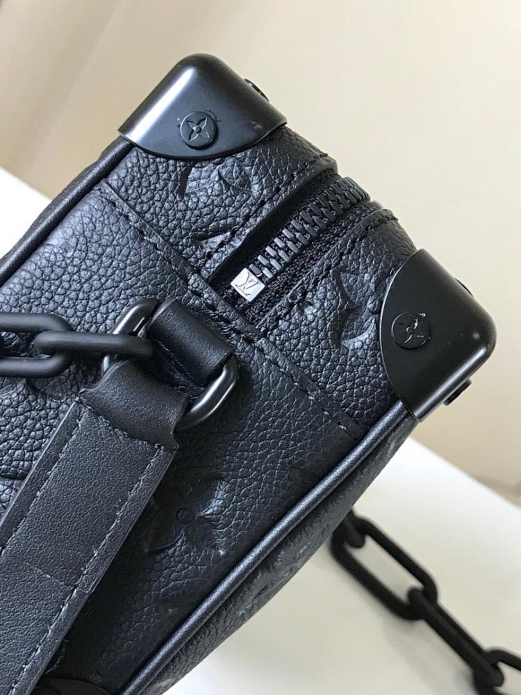 Classic Premium Crossbody Bag