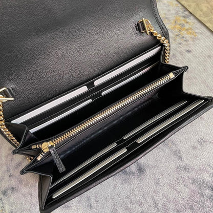 Modern Refined Shoulder Bag