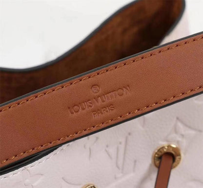 Luxury Stylish Leather Bucket Bag – Limited Edition
