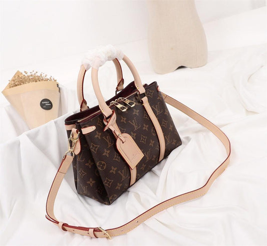 30 Montaigne Gold Monogram Leather Crossbody Bag