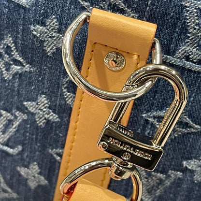 Modern Stylish Leather Bag