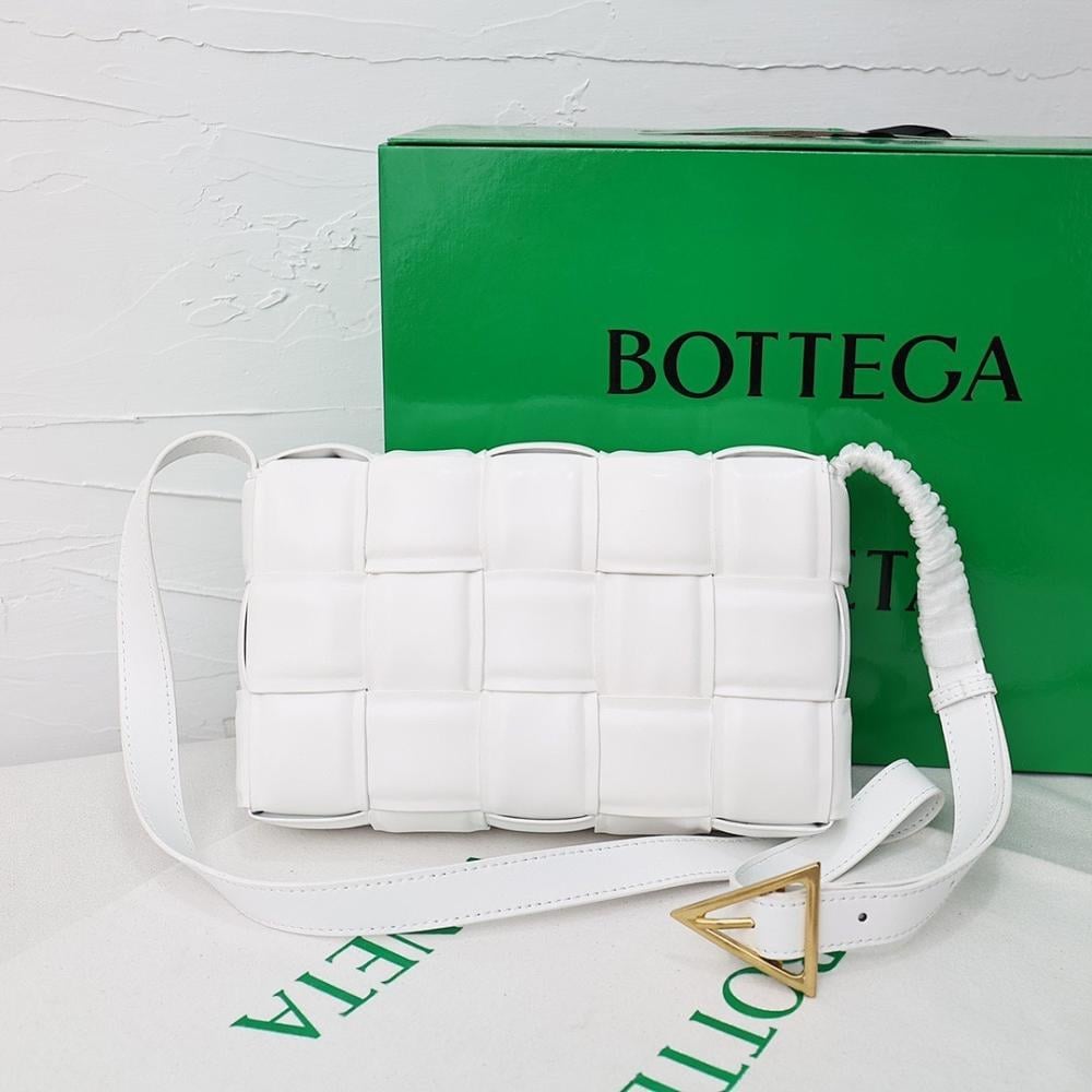 Cassette Gold Woven Calfskin Shoulder Bag