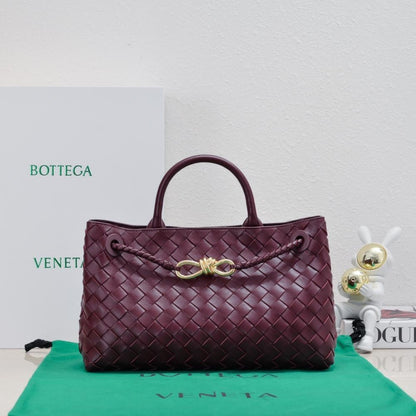 Woven Shoulder Bag